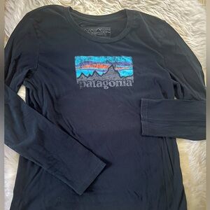 Patagonia Long sleeve tee!